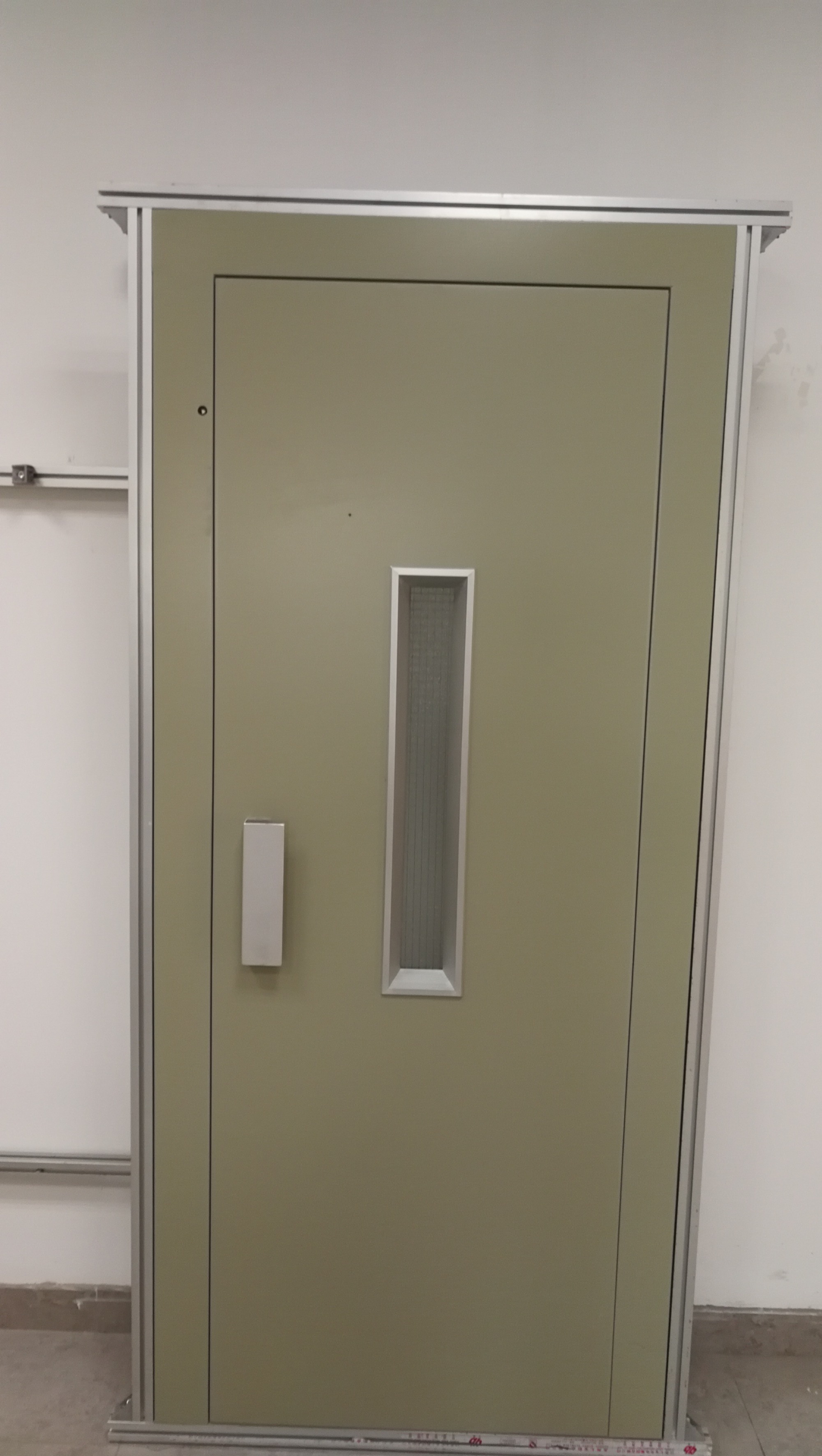 Semi-automatic Painted elevator swing door